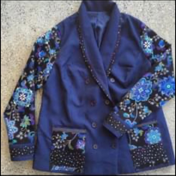 1 of 1 Women’s Custom Jacket - Picture 1 of 1